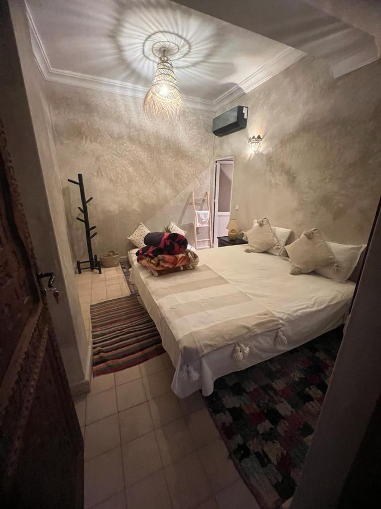 Riad La Rose Des Sables 马拉喀什 外观 照片