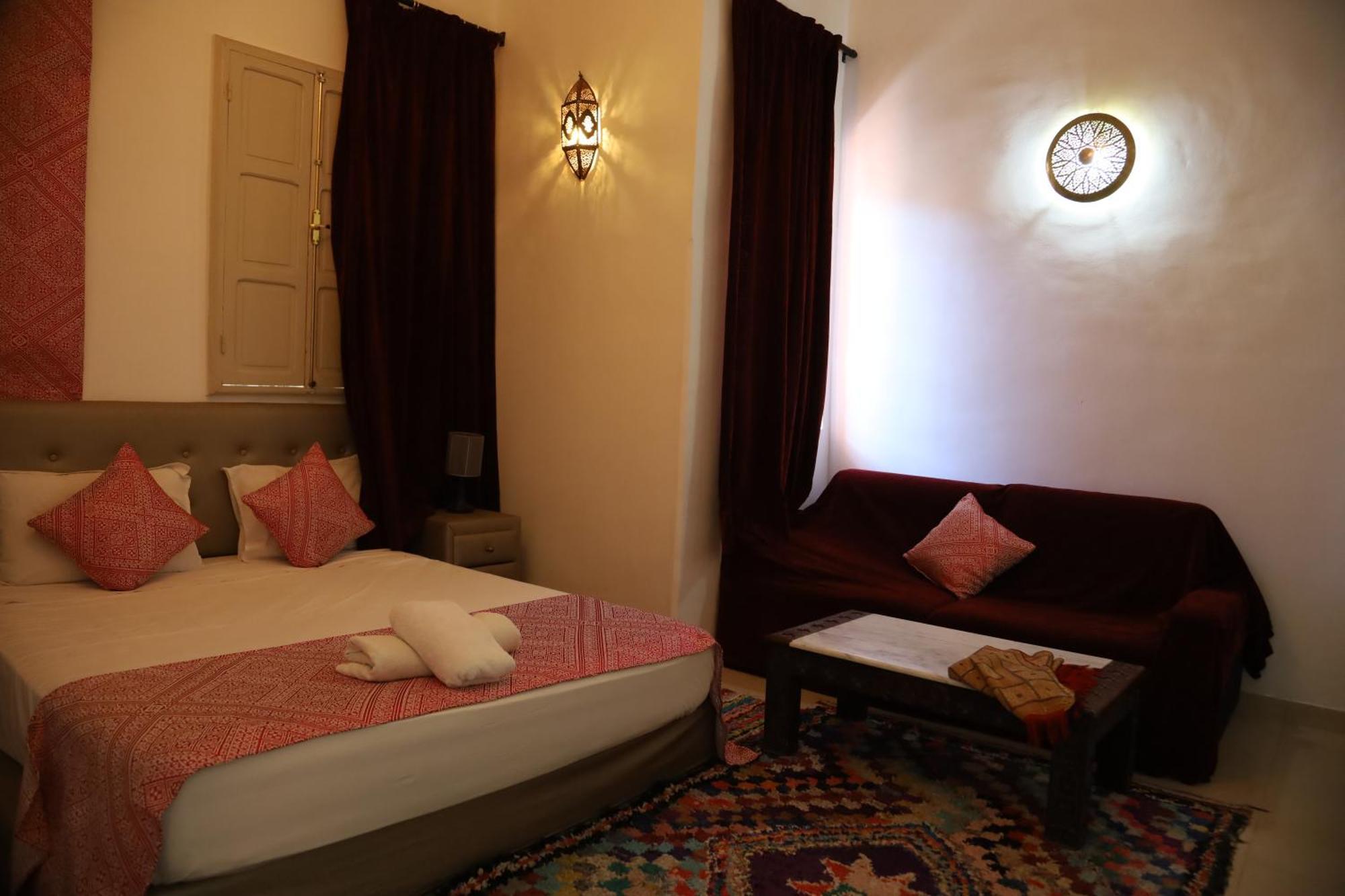 Riad La Rose Des Sables 马拉喀什 外观 照片