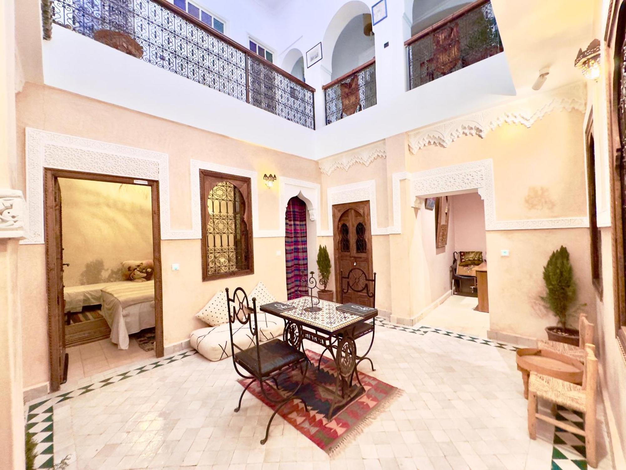 Riad La Rose Des Sables 马拉喀什 外观 照片