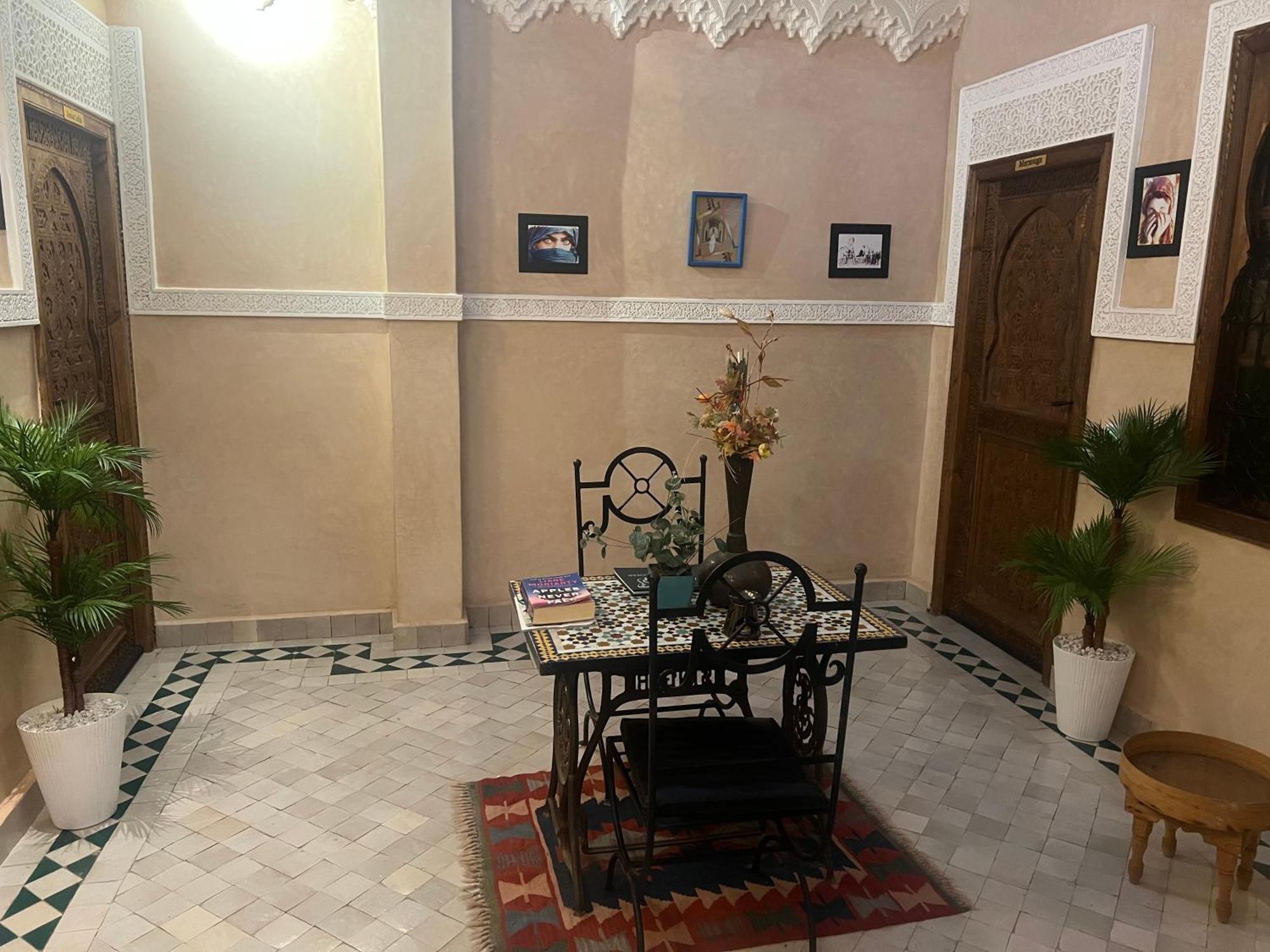 Riad La Rose Des Sables 马拉喀什 外观 照片